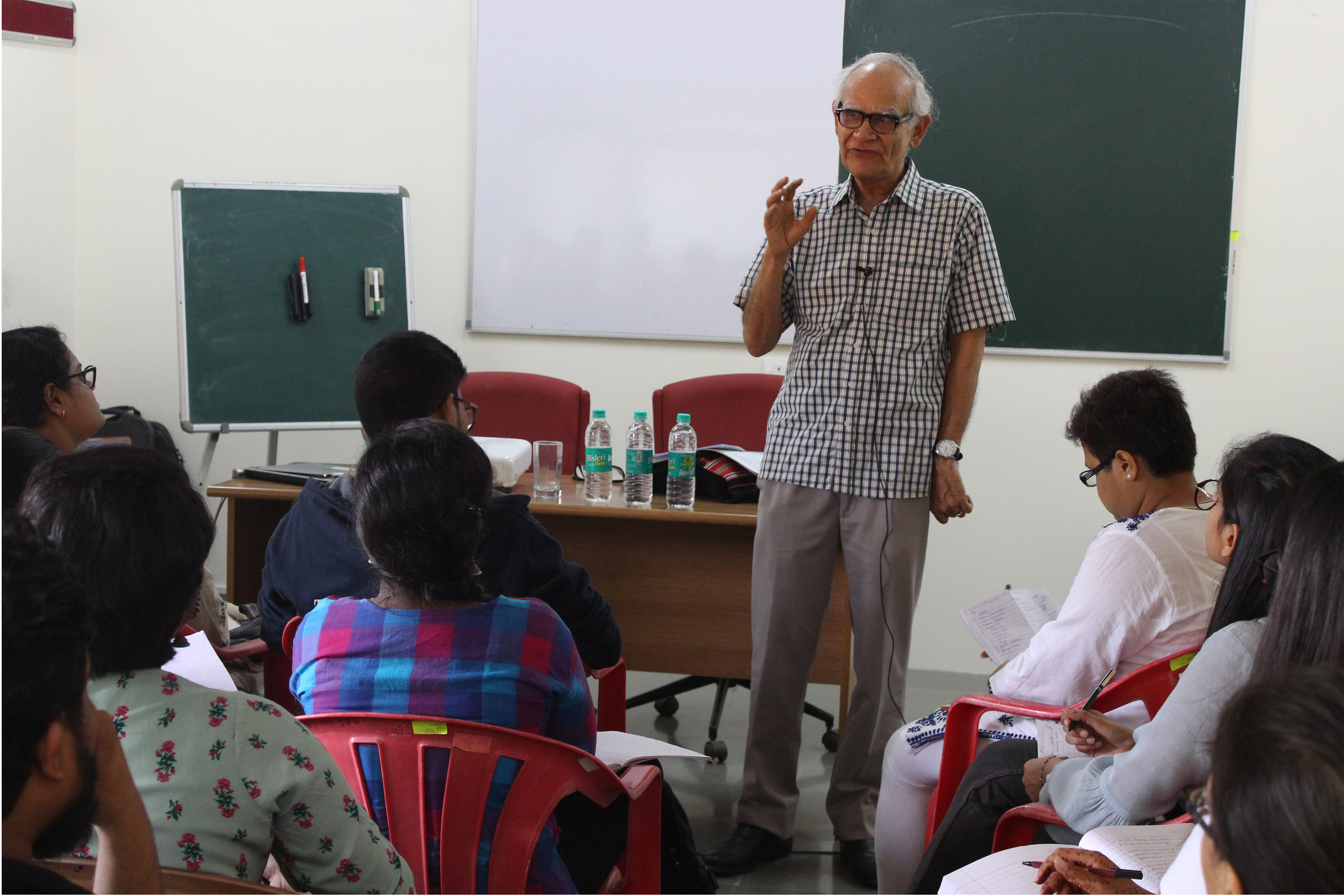 Prof Krishna Kumar speaking with MA Education students- Dec 5, 2019